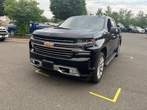 Used 2019 Chevrolet Silverado 1500 High Country w/ Trailer Camera Package AWD/4WD image 3
