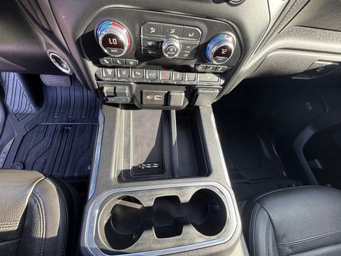 Used 2020 GMC Sierra 3500 Denali w/ Denali Ultimate Package image 6