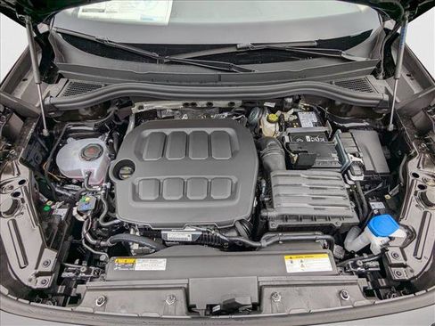 New 2025 Volkswagen Tiguan S image 17