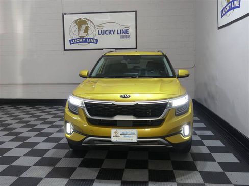 Used 2021 Kia Seltos SX w/ SX Sunroof Package AWD/4WD image 2