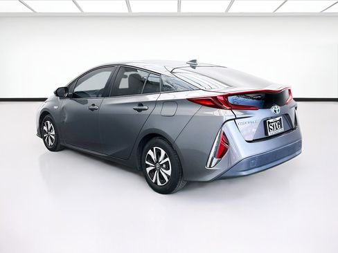 Used 2019 Toyota Prius Prime Premium FWD image 6