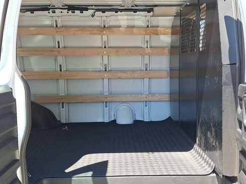 Used 2024 Chevrolet Express 2500 w/ Driver Convenience Package RWD image 10