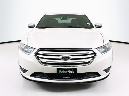 Used 2018 Ford Taurus Limited FWD image 2