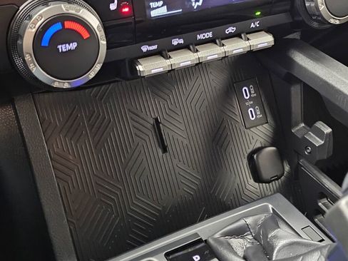 Used 2024 Toyota Tacoma SR5 image 36