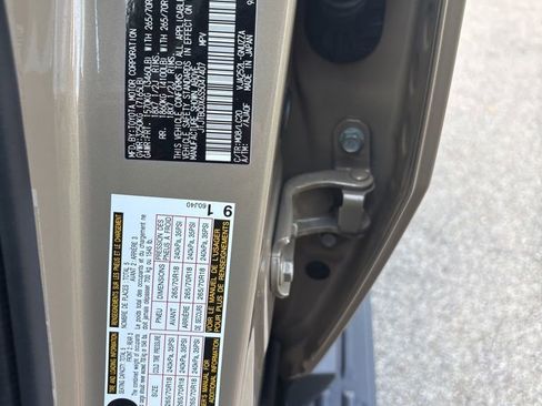 Used 2025 Lexus GX 550 AWD/4WD image 21