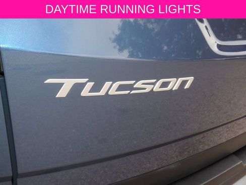 Used 2025 Hyundai Tucson SE FWD image 12