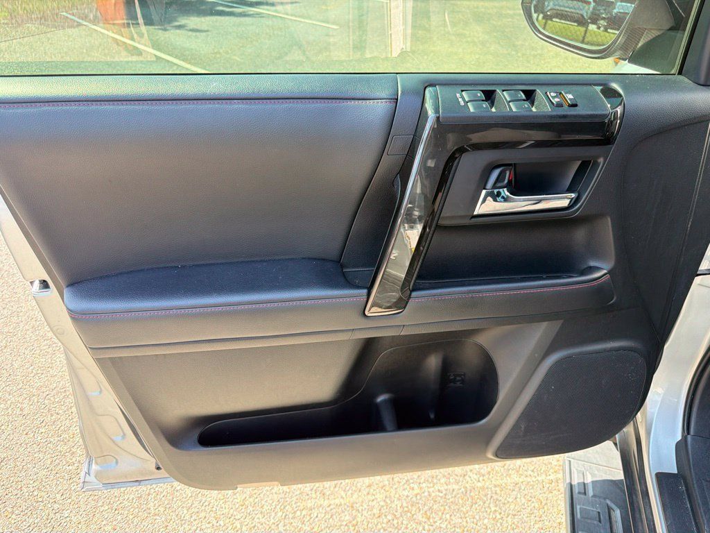 Used 2023 Toyota 4Runner TRD Off-Road AWD/4WD image 20