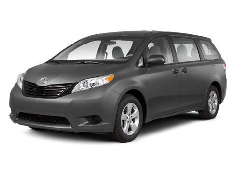 Used 2013 Toyota Sienna XLE w/ Entertainment Pkg AWD/4WD image 4