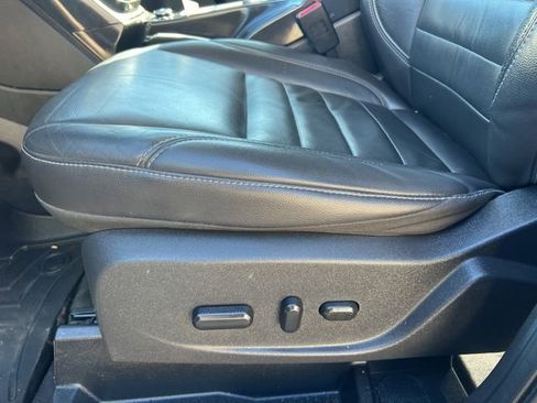 Used 2016 Ford Escape Titanium w/ Equipment Group 301A AWD/4WD image 22