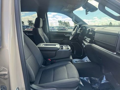 Used 2023 GMC Sierra 1500 Elevation image 17