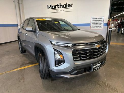 Used 2026 Chevrolet Equinox LT AWD/4WD image 3