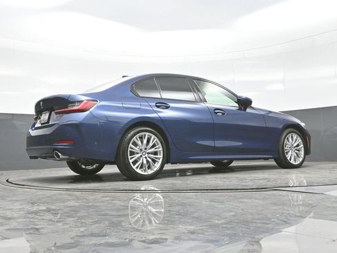 Used 2023 BMW 330i xDrive Sedan w/ Premium Package AWD/4WD image 26