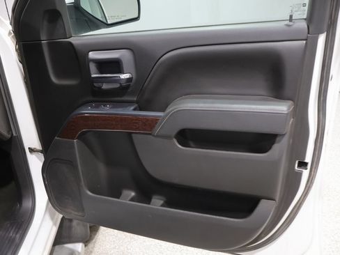 Used 2015 GMC Sierra 1500 SLE w/ SLE Value Package AWD/4WD image 23