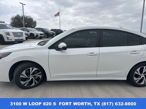 Used 2025 Subaru Legacy Premium image 1