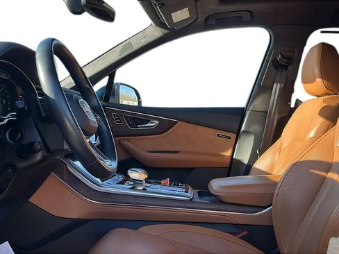 Used 2022 Audi Q7 3.0T Prestige image 9