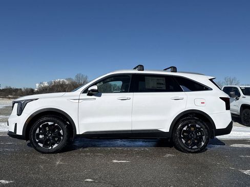 New 2026 Kia Sorento S w/ S Panoramic Sunroof Package image 5