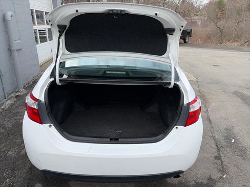 Used 2014 Toyota Corolla LE image 14