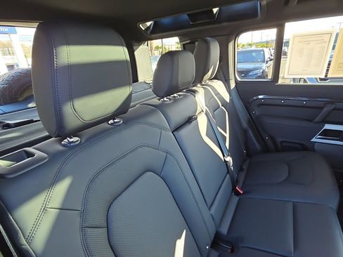 Certified 2023 Land Rover Defender 110 S image 18