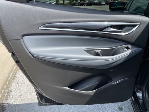 Used 2021 Buick Enclave Essence image 46