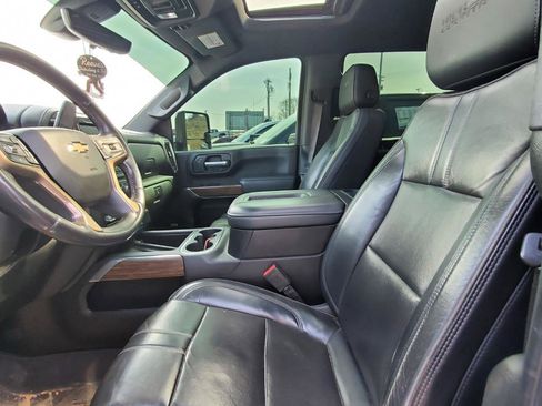 Used 2020 Chevrolet Silverado 3500 High Country w/ Z71 Off-Road Package image 3