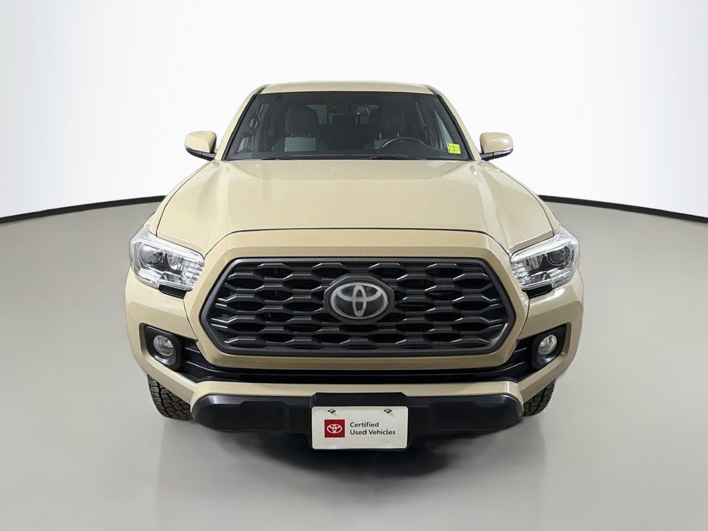 Used 2020 Toyota Tacoma TRD Off-Road w/ Technology Package AWD/4WD image 2