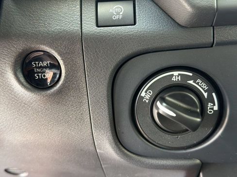 Used 2026 Nissan Frontier PRO-4X AWD/4WD image 27