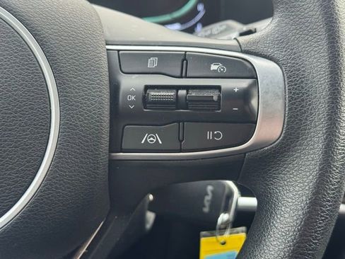 Used 2023 Kia Sportage LX image 13