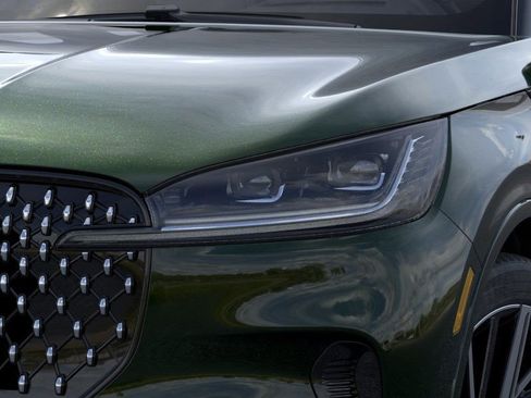 New 2026 Lincoln Aviator Black Label w/ Dynamic Handling Package image 18