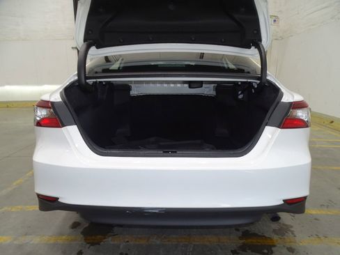 Used 2023 Toyota Camry LE image 13