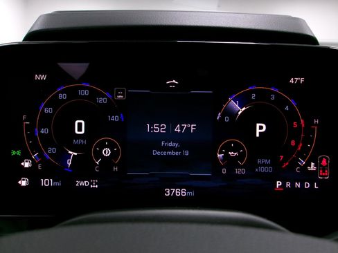 Certified 2025 Chevrolet Tahoe High Country w/ Sun And Tow Package image 8