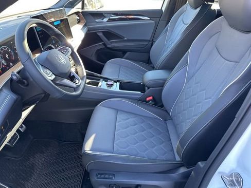 New 2026 Volkswagen Tiguan SEL R-Line image 12