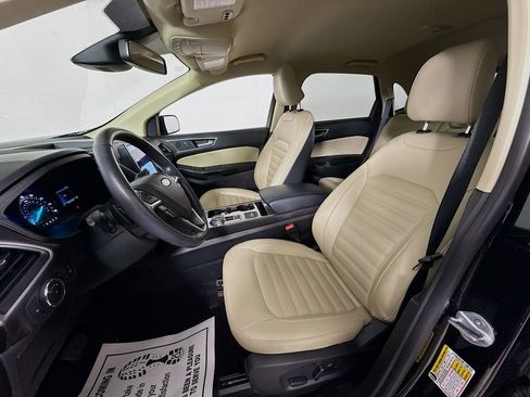 Certified 2023 Ford Edge SEL w/ Convenience Package image 2