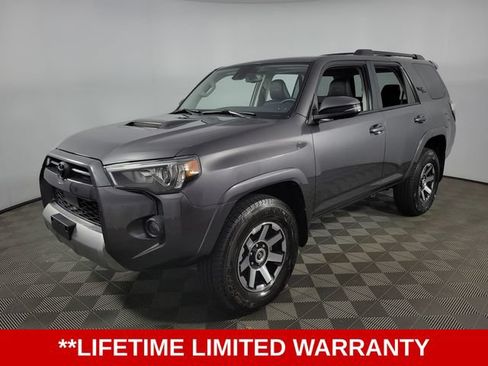 Used 2023 Toyota 4Runner TRD Off-Road Premium w/ Moonroof Package AWD/4WD image 3