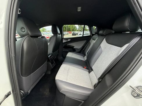 Used 2023 Volkswagen ID.4 2WD image 23
