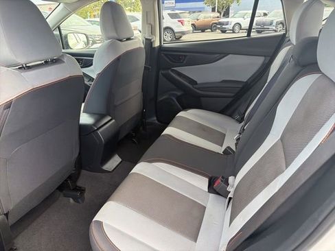 Used 2021 Subaru Crosstrek 2.0i Premium w/ Moonroof Package AWD/4WD image 8