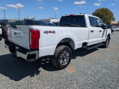 Used 2025 Ford F350 XLT AWD/4WD image 5