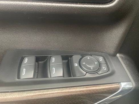 Certified 2021 Chevrolet Silverado 1500 LT AWD/4WD image 10