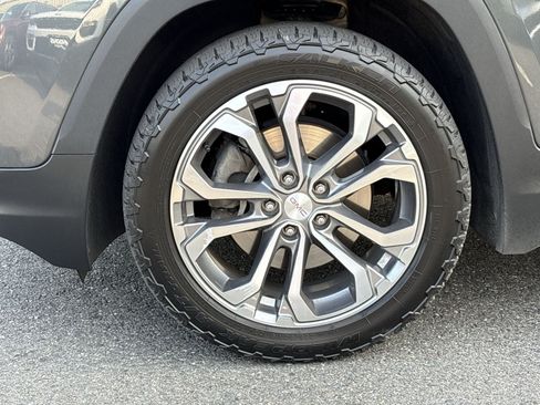 Used 2019 GMC Terrain SLT w/ Preferred Package AWD/4WD image 12