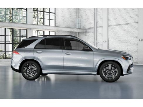 New 2026 Mercedes-Benz GLE 580 4MATIC image 14