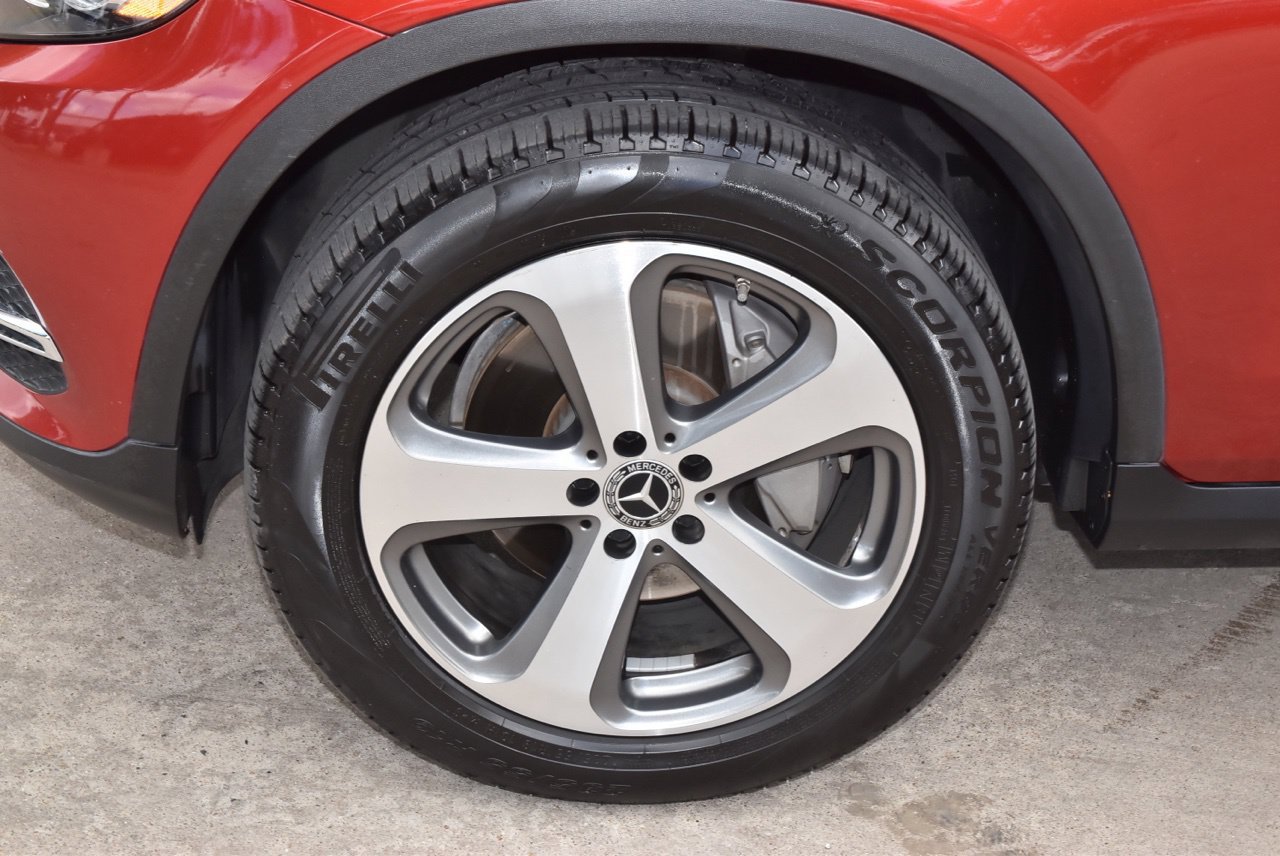 Used 2019 Mercedes-Benz GLC 300 image 36