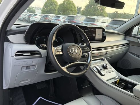 Used 2025 Hyundai Palisade SEL FWD image 10