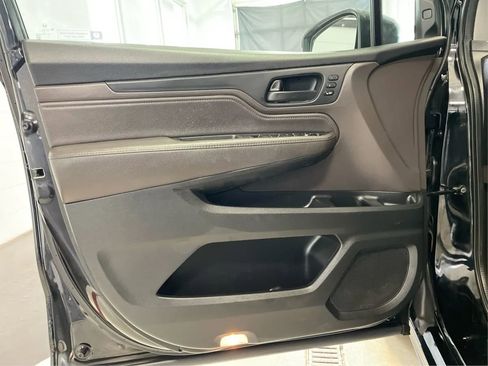 Used 2018 Honda Odyssey Touring image 24