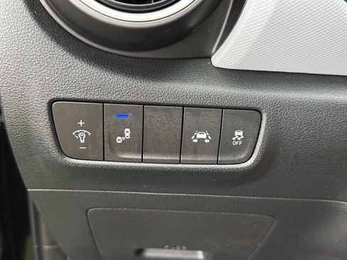 Used 2021 Hyundai Kona SEL FWD image 30