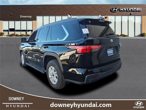 Used 2025 Toyota Sequoia SR5 image 5