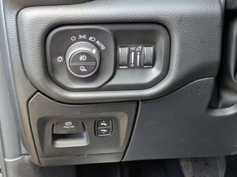 New 2026 RAM 1500 4x4 Crew Cab image 12