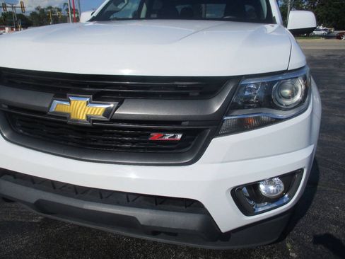 Used 2015 Chevrolet Colorado Z71 RWD image 12