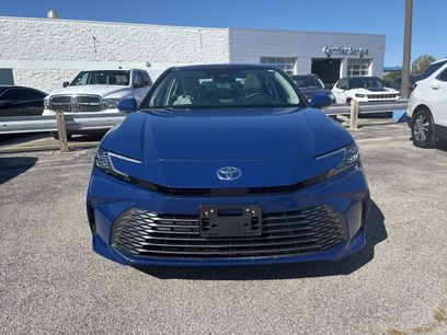 Used 2025 Toyota Camry SE