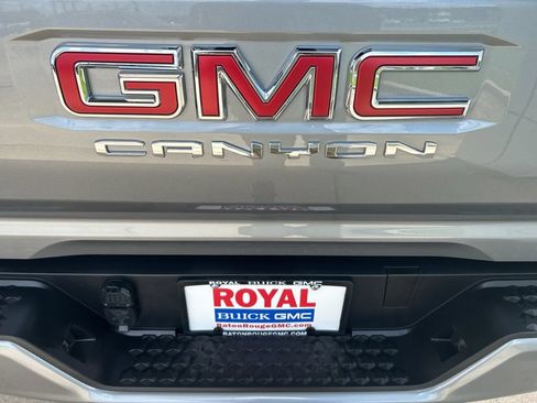 Used 2024 GMC Canyon Elevation RWD image 24
