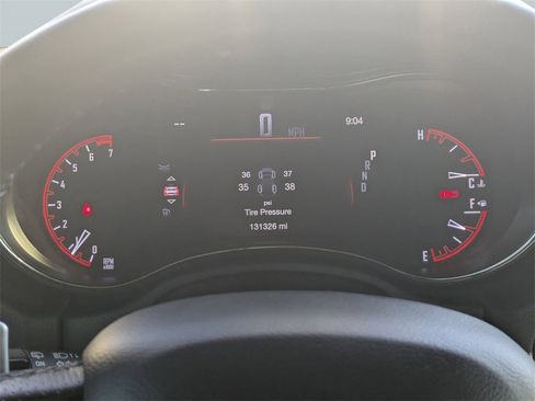 Used 2018 Dodge Durango GT image 31