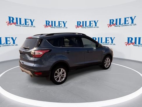 Used 2018 Ford Escape SE AWD/4WD image 9